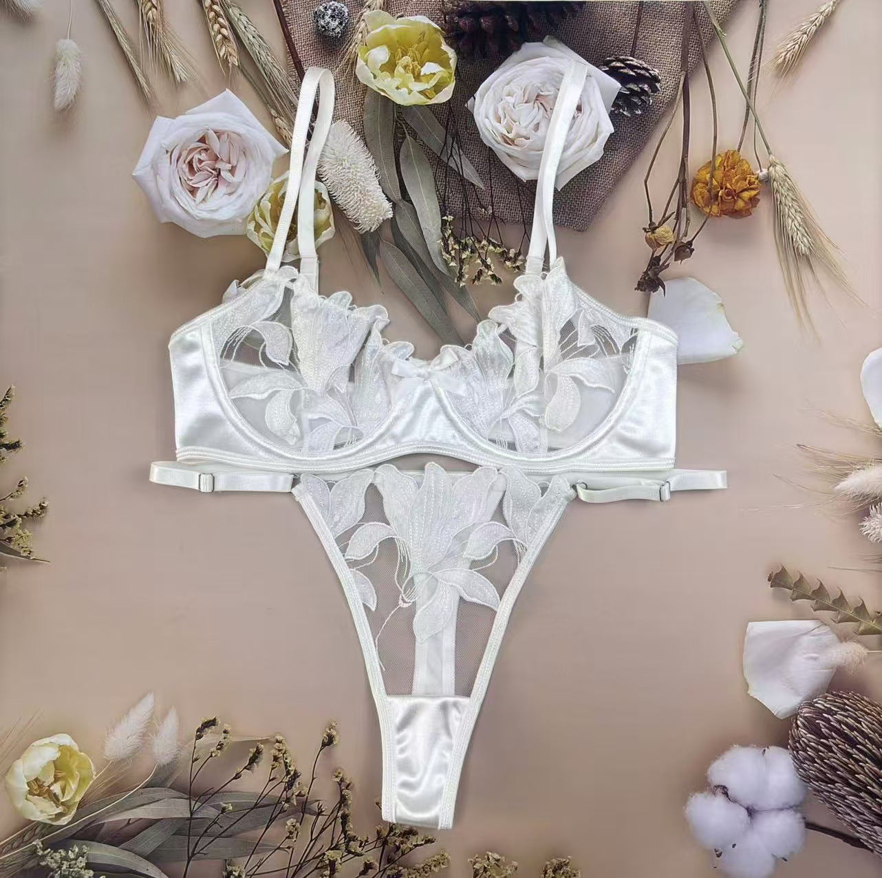 Lucia Lingerie Set